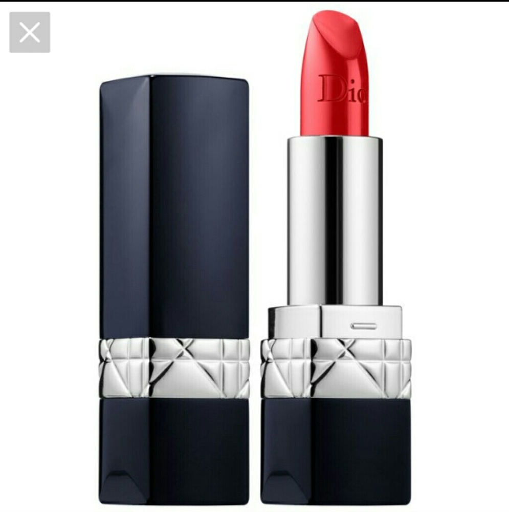 Dior lipstick in Strong Matte
